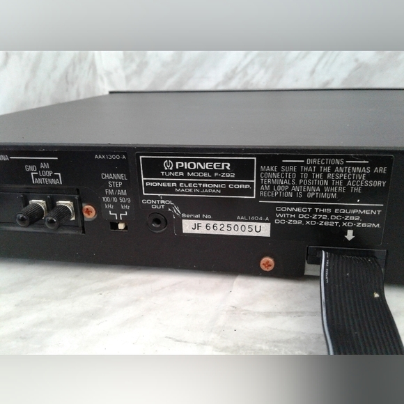 Vintage Pioneer F-Z92L Stereo FM/AM Digital Synthesizer Tuner Separates - Picture 4 of 4